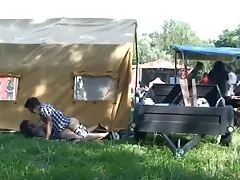 אצבעות לסבית ברונטיות ואז מזיין שותפה סרטי גייז באורך מלא לדירה עם רצועה