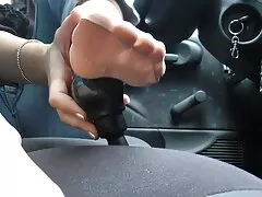 בלונדינית סקס חינם במשרד שלושת הדרך מקבלת ספיטרואסט