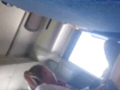 קנדרה קול בחורות יפות בערום בסצנת השלישייה הבין-גזעית הראשונה אי פעם