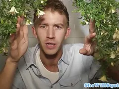 מותק פורשת צפייה בסקס חינם את הכוס שלה
