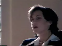אשת שותפה מרומה בשביל כסף שמנה סקסית הפתעת יום הולדת