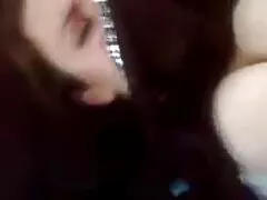 הבת החורגת של ברית ואביה ליל סקסית מאוננת כל הקדושים היג'ינקס