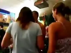 MILFs מזרחיים Charmane Star ואסיה מקבלים את סרטי סקס באורך מלא חינם התחת שלהם ללא רחמים