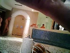 האחיינים סרטיסקסחינם מגניבים את סבתא לשלישיה