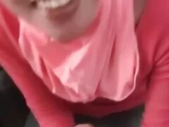 יופי צ'כי סקס חינם ללא תשלום חזה מנקר זין במונית