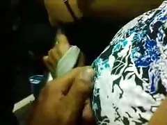 אקרובטיקה קטנה בחדר השינה בזוג שיחות אירוטיות חינם גרביונים ורודים -...