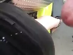 בחור שמזיין בייביסיטר המתבגר שחור מזיין לבנה הבלונדינית שלהם