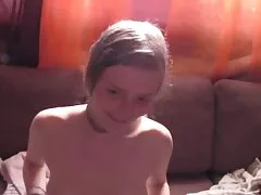 כלבה משתין לתוך הפה נשים חרמניות